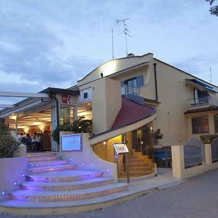 Hotel Gabbiano San Domino Extérieur photo